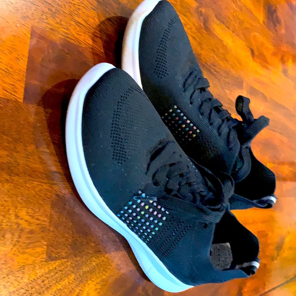 Womans Danskin sneakers